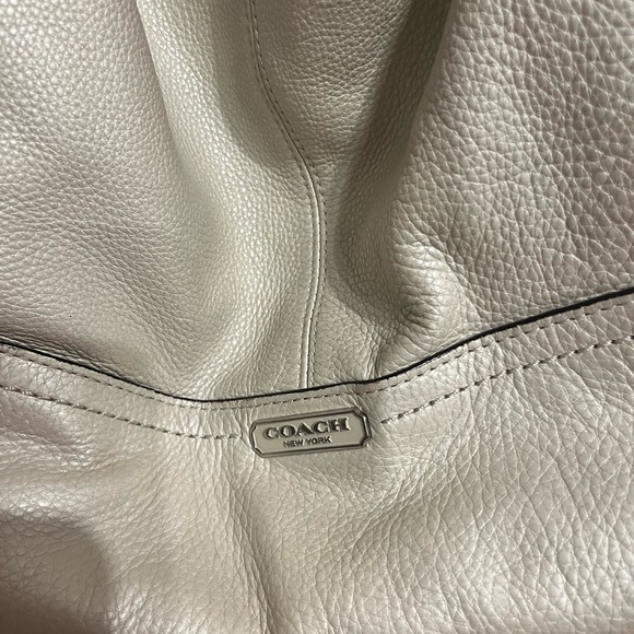 Coach Cream Leather Shoulder Bag (authentic) - Picture 5 of 5